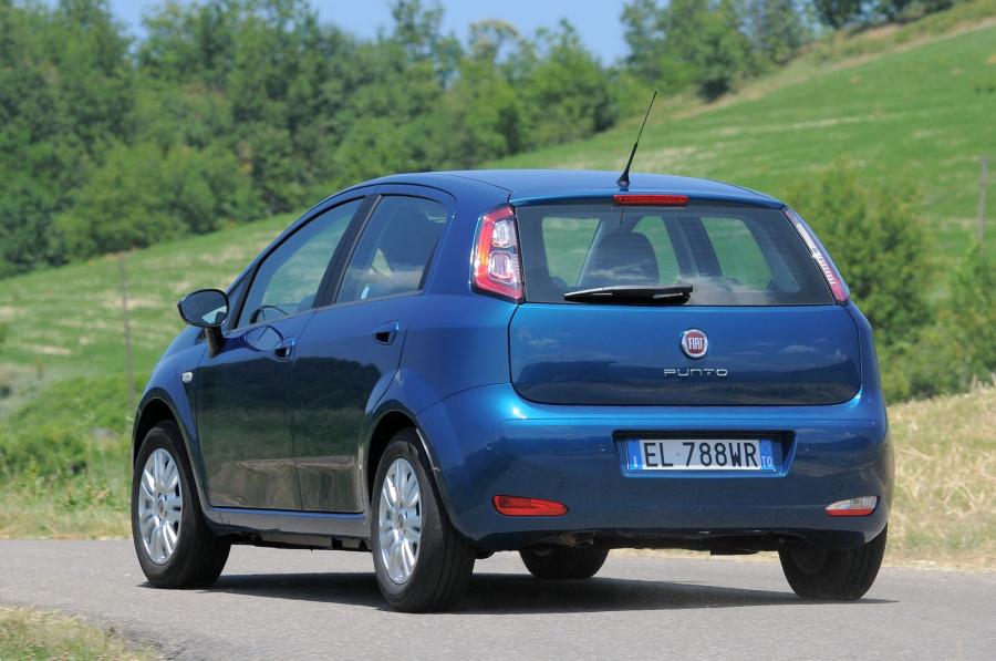  Fiat Punto 5-Door 2012 года  (фото 30 из 30)
